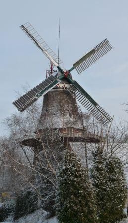 Die Windmühle im Winterkleid